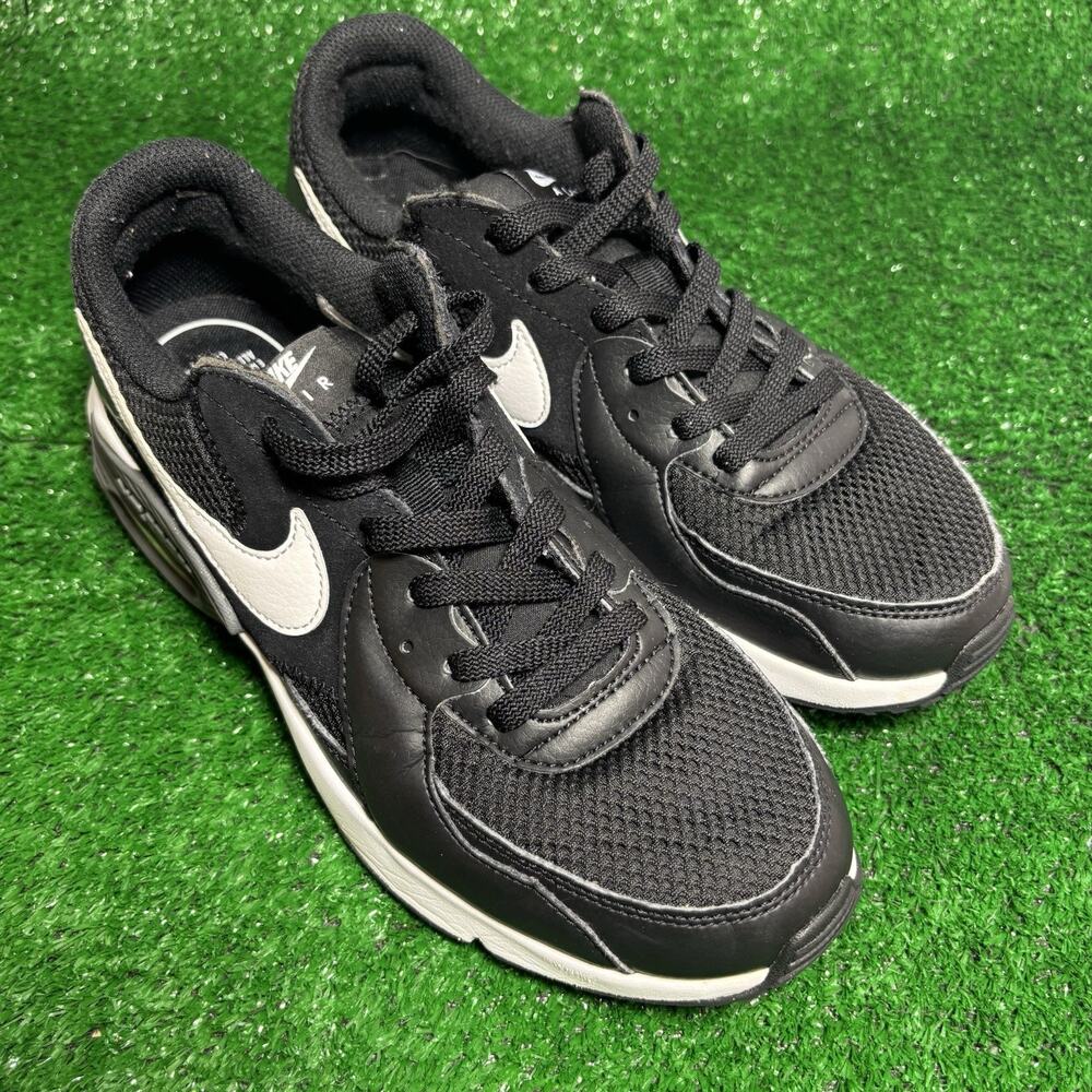 Nike Air Max Excee Shoes Womens Size 9 Black White Running Sneakers CD5432-003